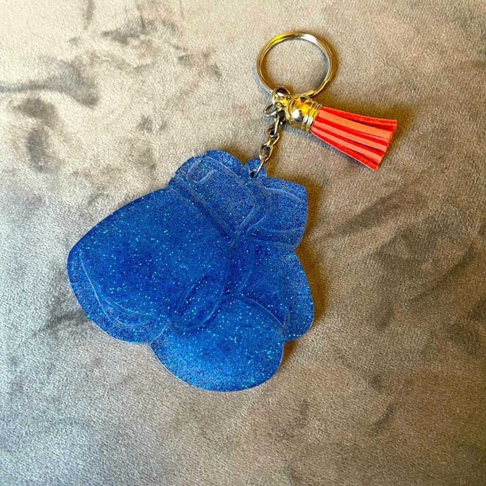 Handmade Boxing Gloves Keychain - Picture 1 of 6